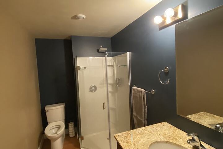 Room 44 of 74