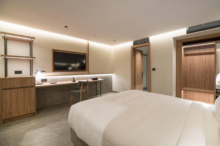 Room 192 of 332
