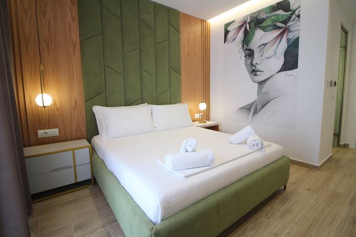Room 27 of 44