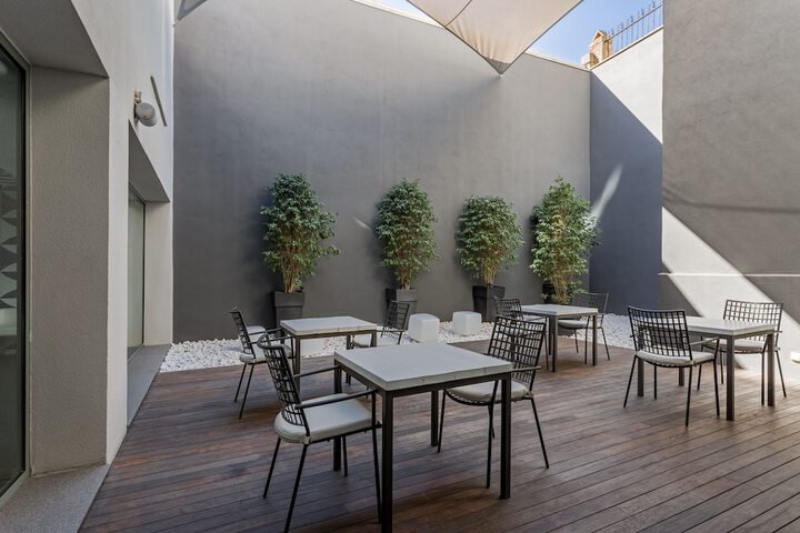 Terrace/Patio 70 of 73