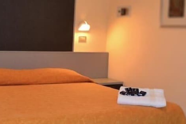 Room 8 of 59