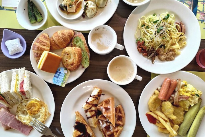 Breakfast/Coffee Service 135 of 155