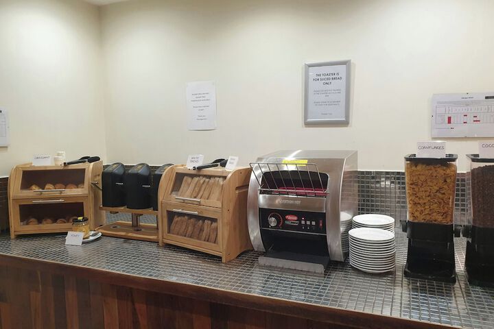 Breakfast buffet