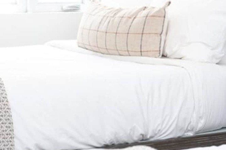Modern Superior 2 Queen Beds (18 of 40)