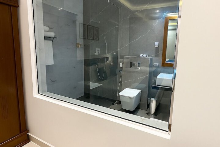 Room 55 of 86