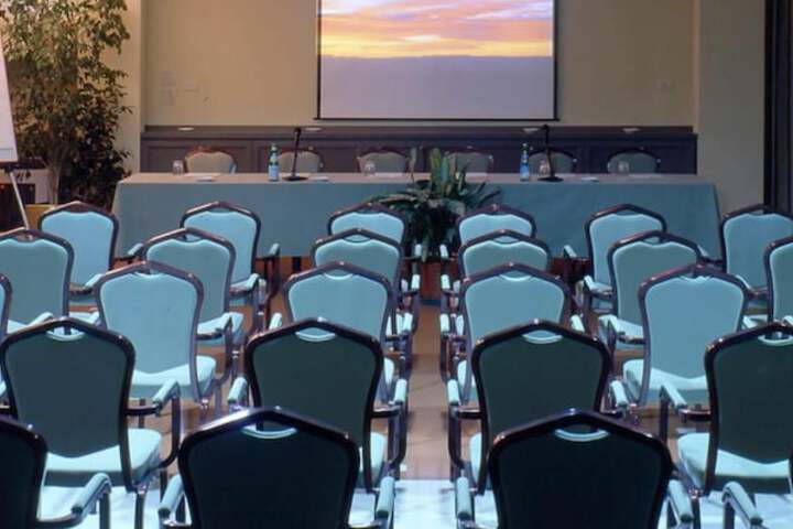 Business Center 134 of 146