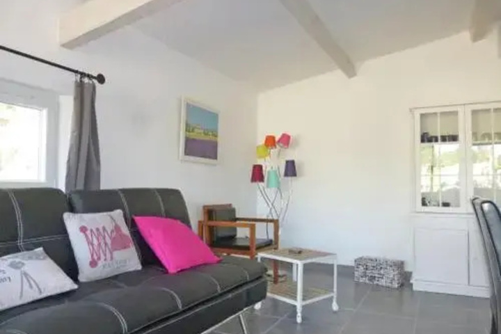 Holiday Home Les Platanes