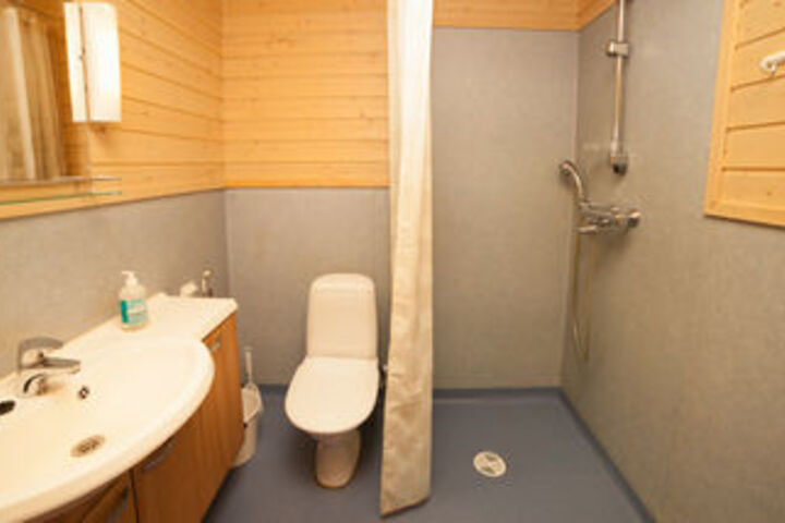 Room 2 of 22