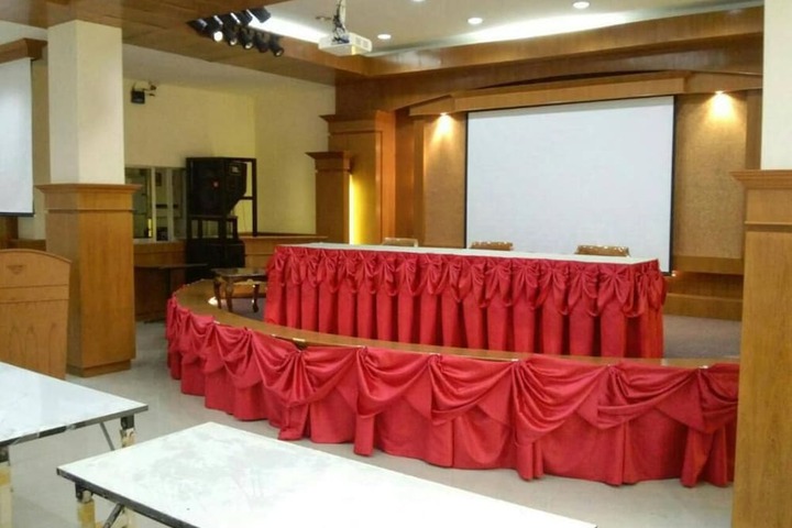 Meeting 33 of 41