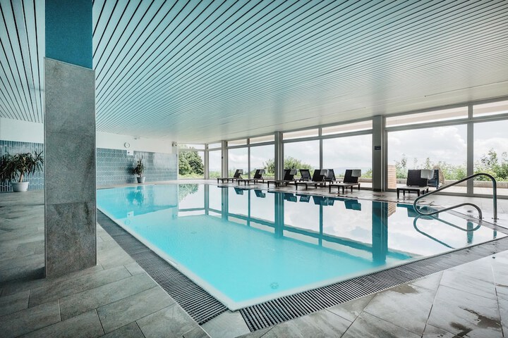 Pool 39 of 53