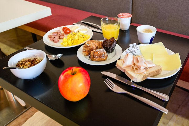 Breakfast meal