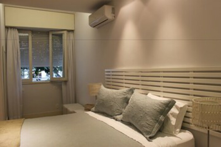 Room 11 of 41