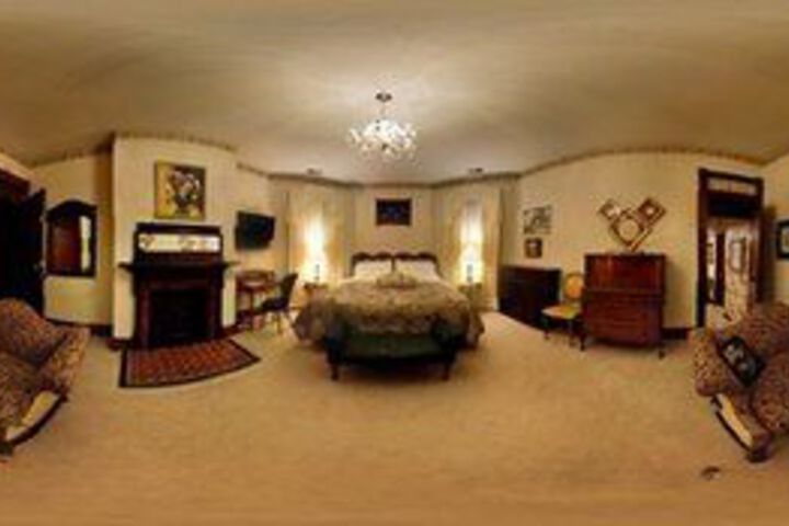Herrold on Hill Bed and Breakfast