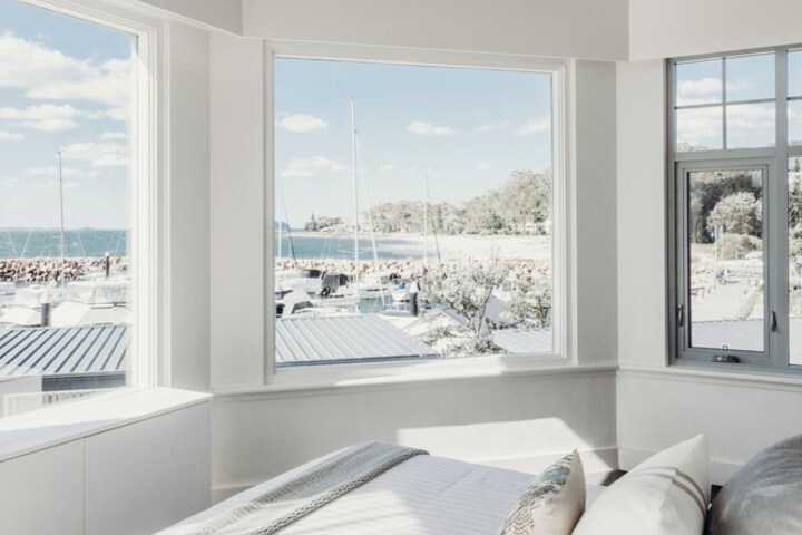 Room 28 of 74