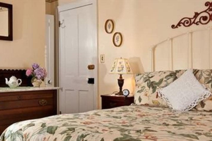 Room 3 of 47