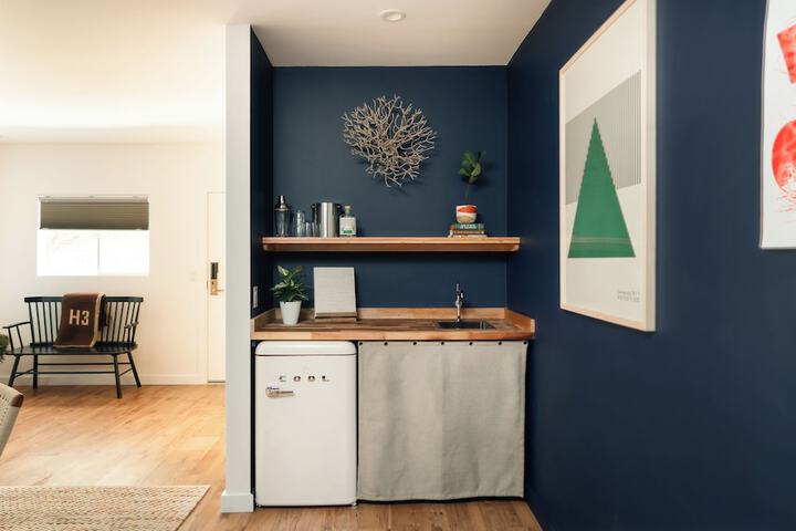 Room 15 of 25
