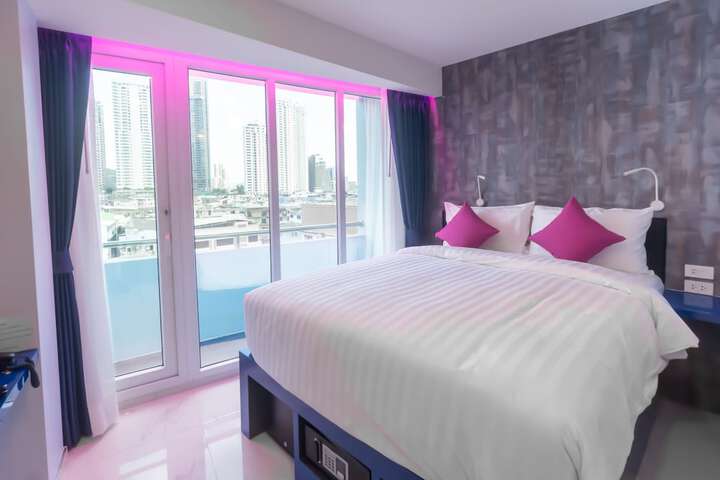 Spark Hotel