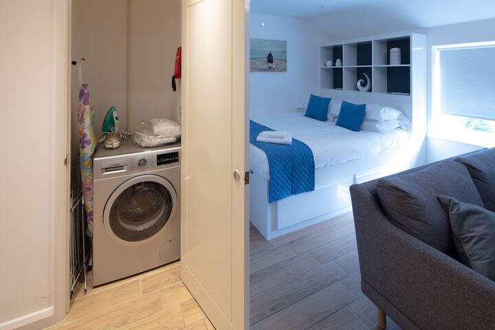 Room 15 of 25