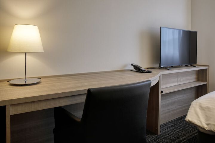 Room 17 of 47