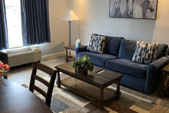 Room 9 of 297