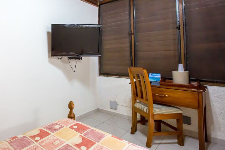 Room 35 of 224