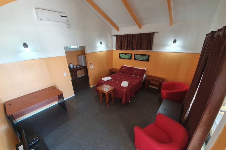 Room 40 of 94