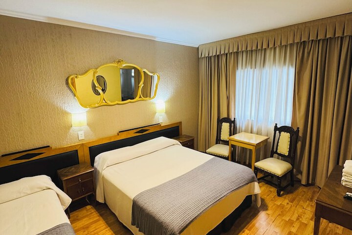 Room 22 of 39