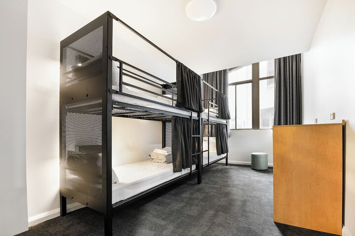 Room 7 of 49