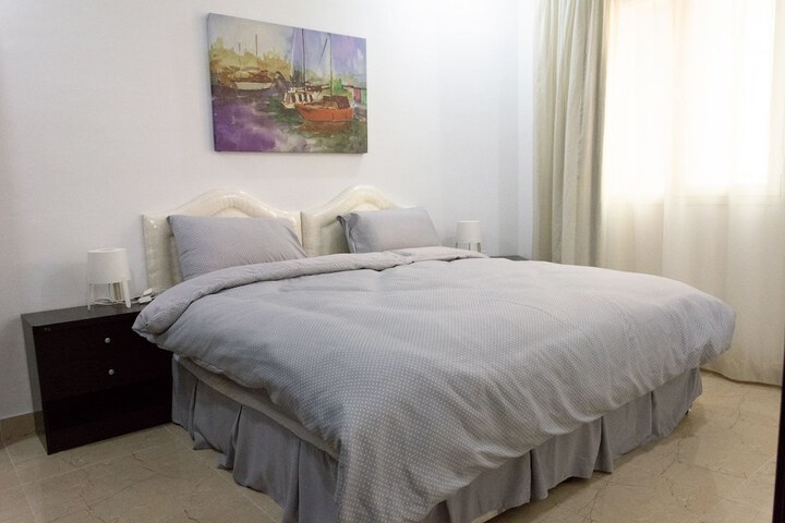 Room 16 of 33