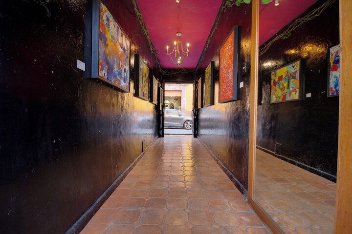 Hotel 2 of 83