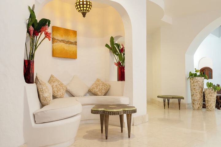 Hotel Lobby