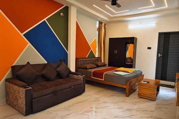 Room 14 of 117