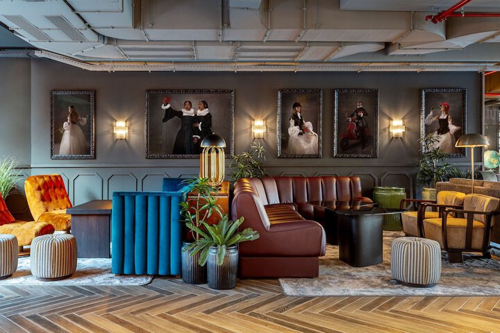 Hotel Interior 4 of 103