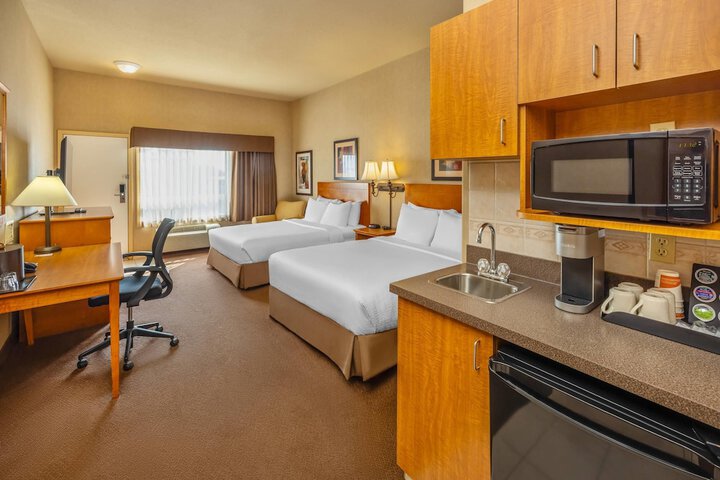 Room 46 of 96