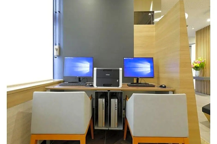 Room 5 of 19