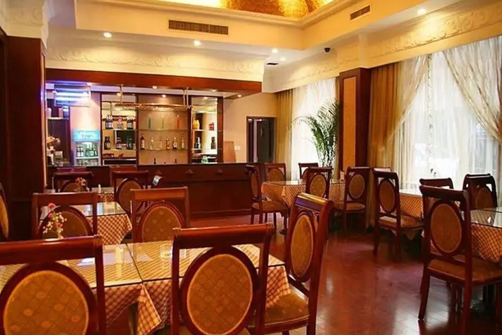 Dining 11 of 11