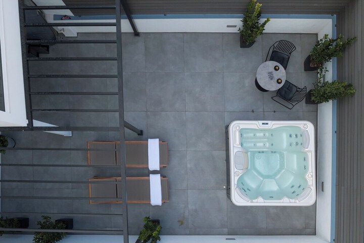 Terrace/Patio 43 of 72