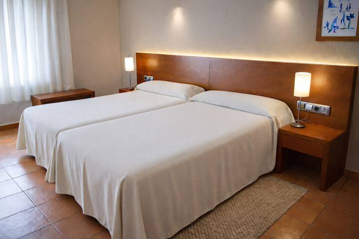 Room 3 of 30