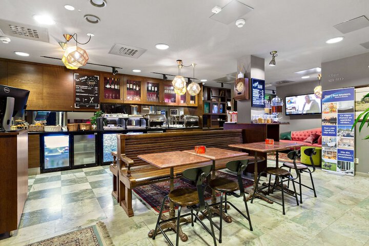 Lobby Entry