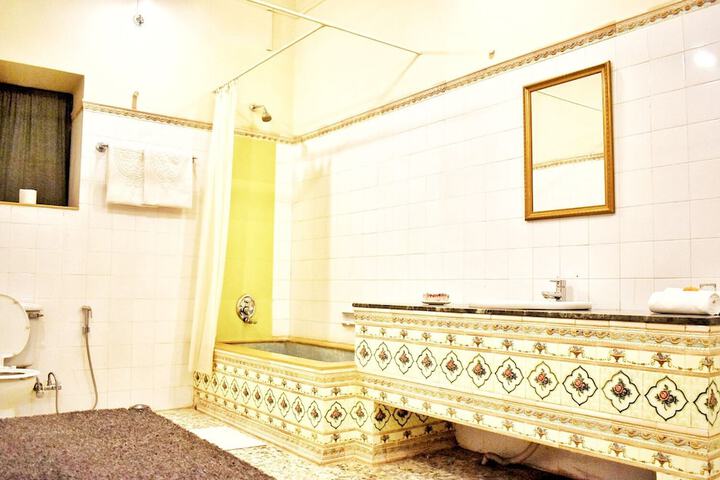 Clean Restrooms