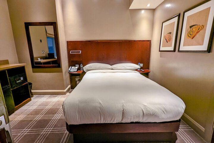 Room 14 of 55