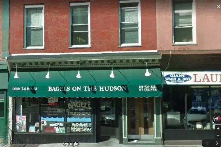 Photo of Mins From NYC - Spacious & Family Friendly - Heart of Hoboken