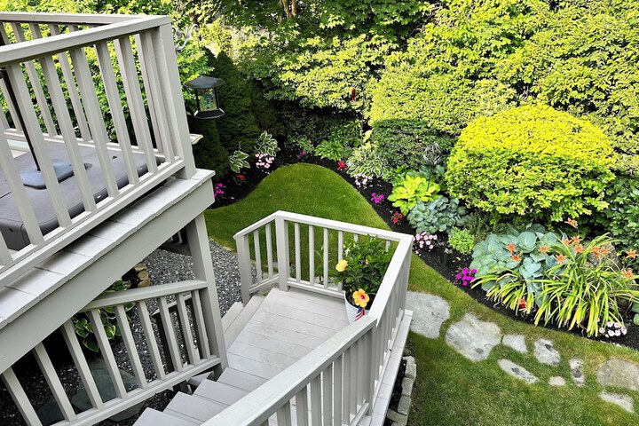 Hotel Exterior 58 of 63