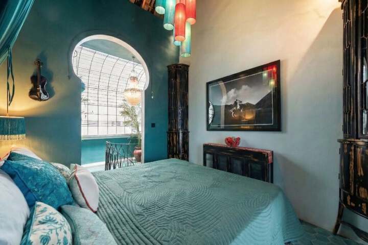 Room 60 of 174
