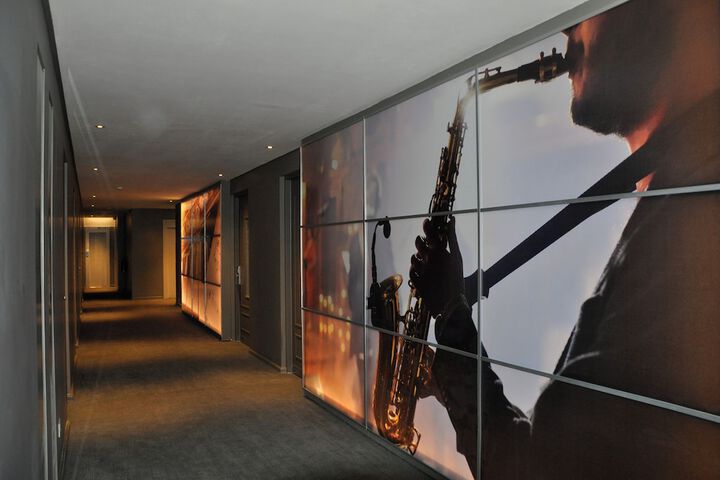 Ballroom/Hall 40 of 50