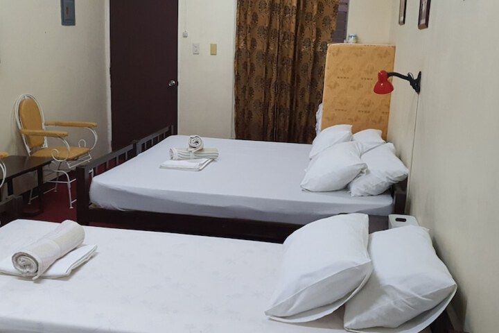 Room 7 of 34
