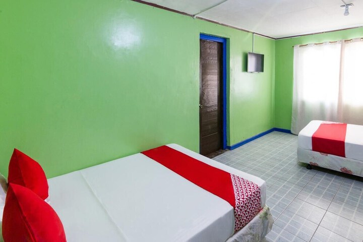 Room 8 of 31