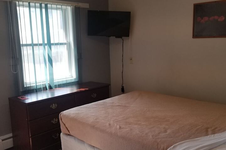 Room 26 of 32