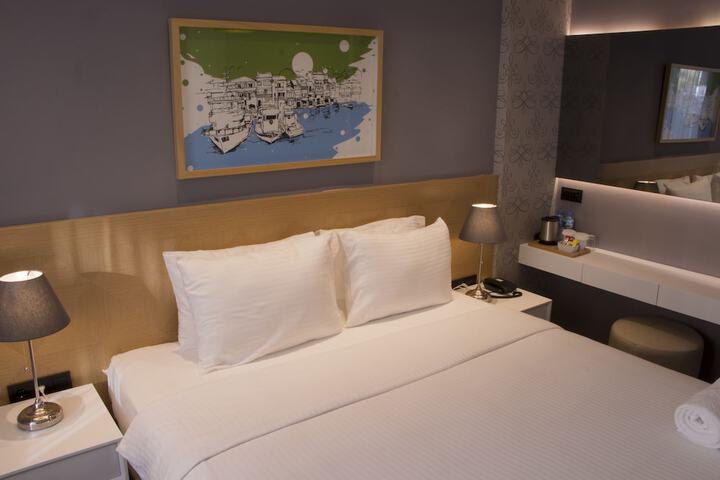 Room 13 of 55