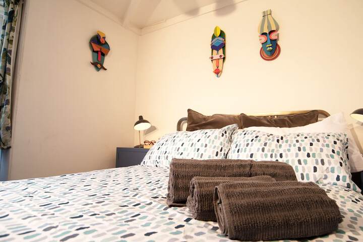 Room 9 of 39